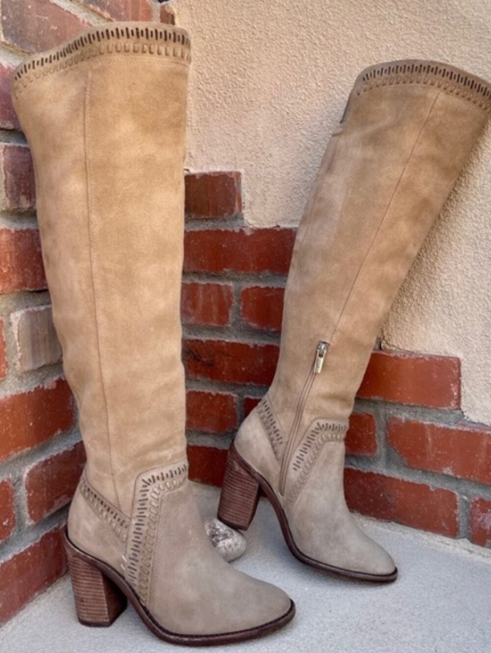 Vince Camuto Taupe Over-the-Knee Block Heel Madolee Boots Sz 8.5 - Picture 3 of 12